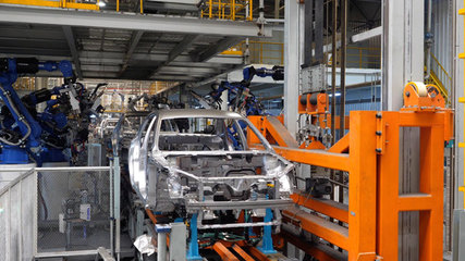 宅家看什么？一汽奔騰“透明工廠”邀您共赴“云”端涂裝工程之旅