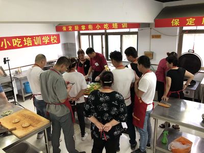 赤峰學砂鍋技術費用分析及餐飲咨詢指南